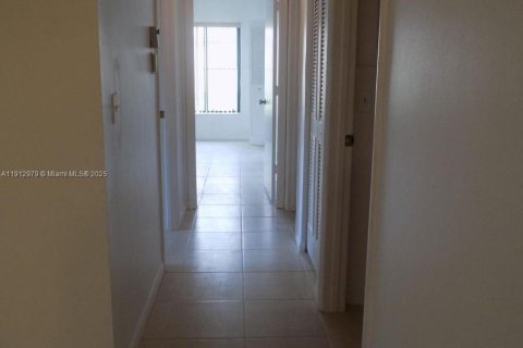 Copropriété à louer à West Palm Beach, Floride: 2 chambres, 103.21 m2 № 1971492 - photo 6