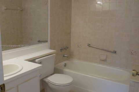 Copropriété à louer à West Palm Beach, Floride: 2 chambres, 103.21 m2 № 1971492 - photo 8