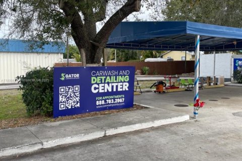 Propiedad comercial en venta en Palm City, Florida № 2081646 - foto 6