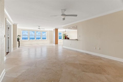 Condo in Saint Petersburg, Florida, 3 bedrooms  № 1410232 - photo 5