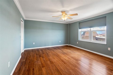 Condo in Saint Petersburg, Florida, 3 bedrooms  № 1410232 - photo 22