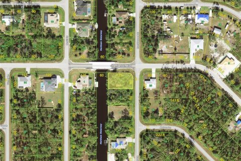 Terreno en venta en Port Charlotte, Florida № 1602764 - foto 1