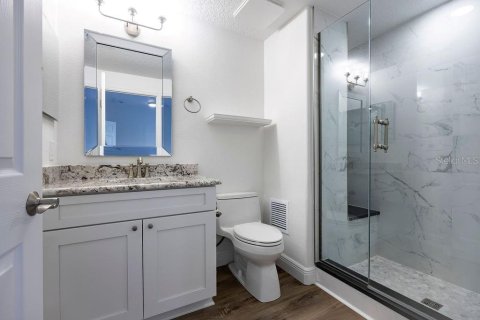 Touwnhouse à louer à Orlando, Floride: 3 chambres, 218.51 m2 № 2427540 - photo 16