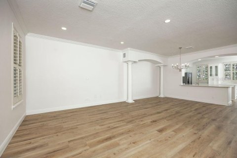 Touwnhouse à louer à Orlando, Floride: 3 chambres, 218.51 m2 № 2427540 - photo 17
