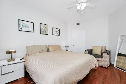 Condo in Orlando, Florida, 3 bedrooms  № 1787536 - photo 4
