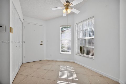 Townhouse in Delray Beach, Florida 2 bedrooms, 128.02 sq.m. № 1991561 - photo 11