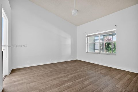 Townhouse in Delray Beach, Florida 2 bedrooms, 128.02 sq.m. № 1991561 - photo 16