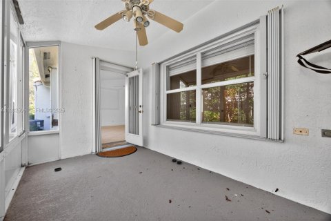 Townhouse in Delray Beach, Florida 2 bedrooms, 128.02 sq.m. № 1991561 - photo 29