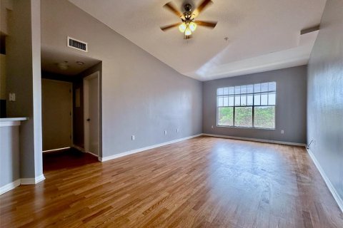 Copropriété à louer à Orlando, Floride: 1 chambre, 65.87 m2 № 2092400 - photo 3