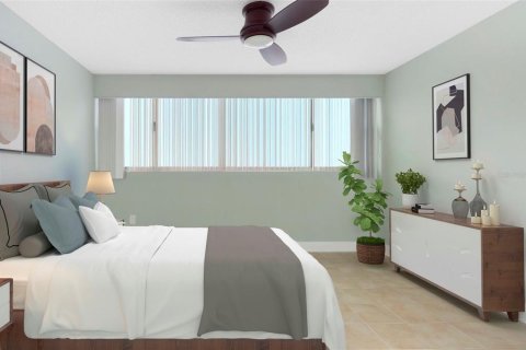 Condominio en venta en Treasure Island, Florida, 1 dormitorio, 82.22 m2 № 2148184 - foto 8