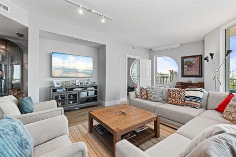 Copropriété à vendre à Sarasota, Floride: 3 chambres, 187.11 m2 № 1894118 - photo 13
