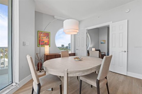Copropriété à vendre à Sarasota, Floride: 3 chambres, 187.11 m2 № 1894118 - photo 16