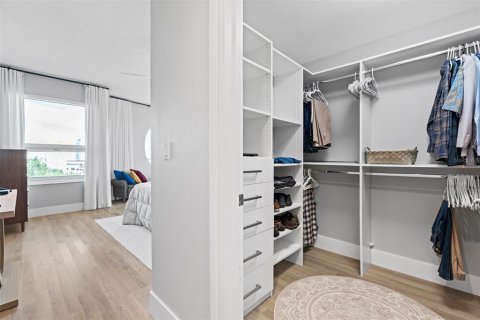 Copropriété à vendre à Sarasota, Floride: 3 chambres, 187.11 m2 № 1894118 - photo 23