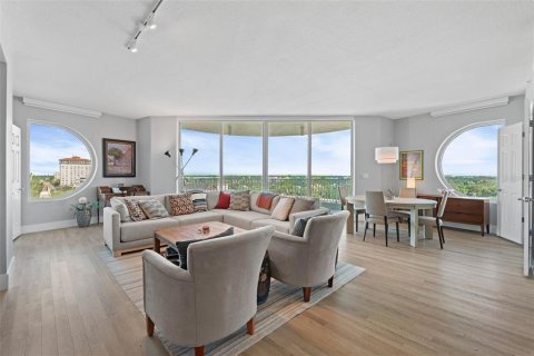 Copropriété à vendre à Sarasota, Floride: 3 chambres, 187.11 m2 № 1894118 - photo 11