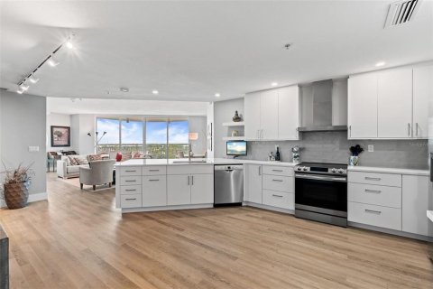 Copropriété à vendre à Sarasota, Floride: 3 chambres, 187.11 m2 № 1894118 - photo 6