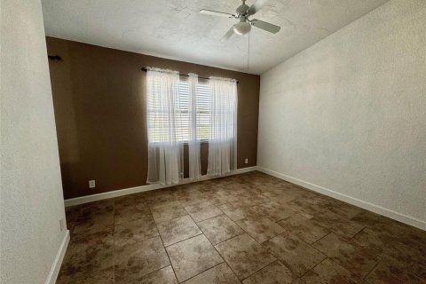 Townhouse in Pompano Beach, Florida 2 bedrooms, 96.62 sq.m. № 2400021 - photo 12
