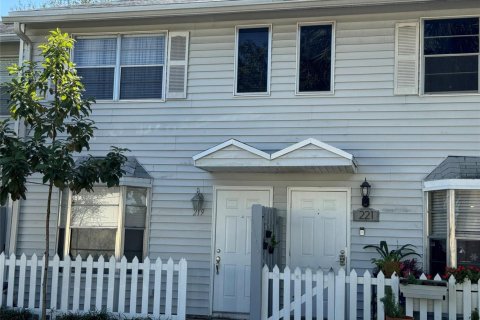 Townhouse in Pompano Beach, Florida 2 bedrooms, 96.62 sq.m. № 2400021 - photo 2