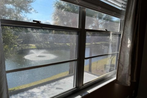 Townhouse in Pompano Beach, Florida 2 bedrooms, 96.62 sq.m. № 2400021 - photo 13