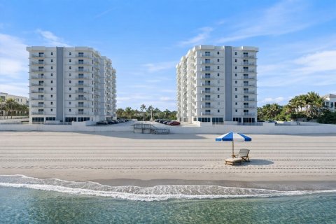 Condo in Highland Beach, Florida, 2 bedrooms № 2187615