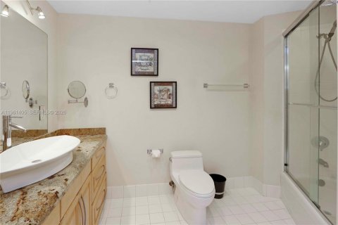 Copropriété à vendre à Coral Gables, Floride: 3 chambres, 153.66 m2 № 2024615 - photo 15