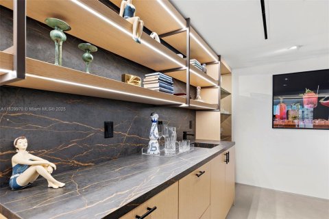 Condominio en venta en Miami Beach, Florida, 2 dormitorios, 170.94 m2 № 1828190 - foto 17