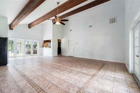 House in Zephyrhills, Florida 5 bedrooms, 292.64 sq.m. № 1873779 - photo 21
