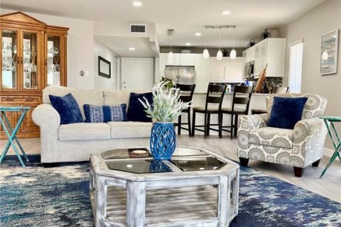 Condominio en alquiler en Saint Pete Beach, Florida, 2 dormitorios, 117.43 m2 № 2215573 - foto 26