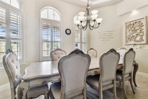 House in Fish Hawk, Florida 6 bedrooms, 434.23 sq.m. № 1446817 - photo 20