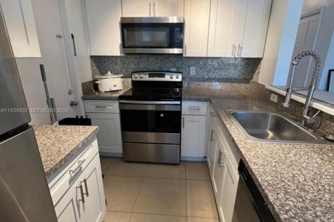 Villa ou maison à Fort Lauderdale, Floride 2 chambres, 73.58 m2 № 1996975