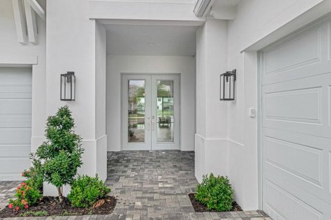 House in Palm Beach Gardens, Florida 5 bedrooms, 612.32 sq.m. № 2362026 - photo 4