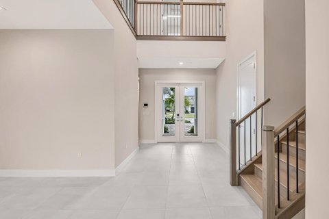 House in Palm Beach Gardens, Florida 5 bedrooms, 612.32 sq.m. № 2362026 - photo 5