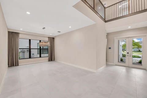 House in Palm Beach Gardens, Florida 5 bedrooms, 612.32 sq.m. № 2362026 - photo 23