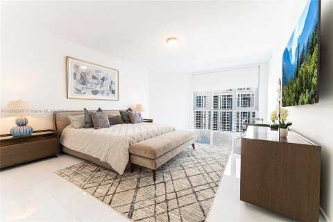 Condominio en venta en North Miami Beach, Florida, 3 dormitorios, 206.71 m2 № 1860292 - foto 27