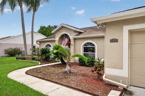 House in Bradenton, Florida 3 bedrooms, 167.5 sq.m. № 2323290 - photo 3