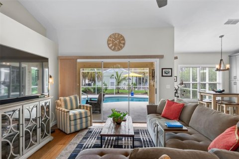 House in Bradenton, Florida 3 bedrooms, 167.5 sq.m. № 2323290 - photo 7