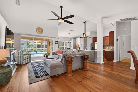 House in Bradenton, Florida 3 bedrooms, 167.5 sq.m. № 2323290 - photo 6