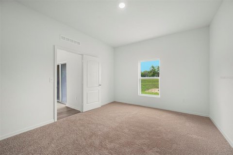 House in Astatula, Florida 3 bedrooms, 130.16 sq.m. № 1850991 - photo 11