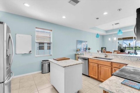 House in Venice, Florida 3 bedrooms, 174.56 sq.m. № 1550338 - photo 8
