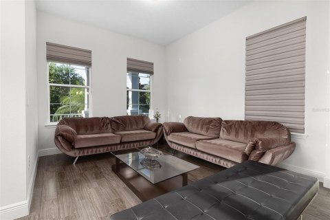Villa ou maison à vendre à Winter Garden, Floride: 4 chambres, 318.93 m2 № 1723096 - photo 17