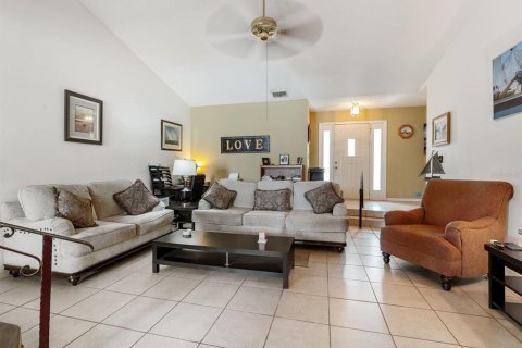 House in Lake Wales, Florida 2 bedrooms, 143.91 sq.m. № 1843090 - photo 4