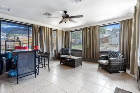 House in Lake Wales, Florida 2 bedrooms, 143.91 sq.m. № 1843090 - photo 12