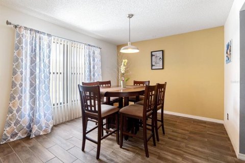 House in Lake Wales, Florida 2 bedrooms, 143.91 sq.m. № 1843090 - photo 8