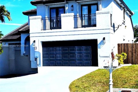 Casa en alquiler en Miami, Florida, 4 dormitorios, 206.34 m2 № 2023541 - foto 3