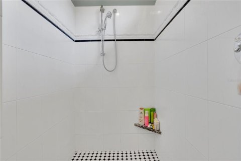 Casa en venta en Gainesville, Florida, 5 dormitorios, 497.96 m2 № 1612590 - foto 29