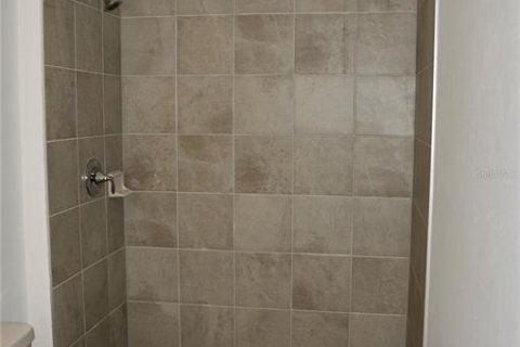 Casa en alquiler en Bradenton, Florida, 6 dormitorios, 359.25 m2 № 1536823 - foto 15