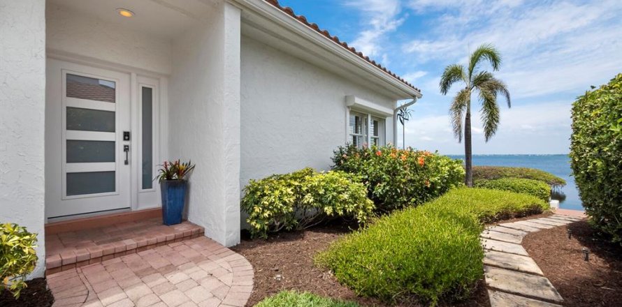 Casa en Longboat Key, Florida 4 dormitorios, 302.12 m2 № 1654063