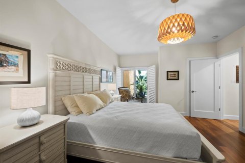 Casa en venta en Longboat Key, Florida, 4 dormitorios, 302.12 m2 № 1654063 - foto 24