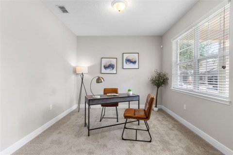 Casa en venta en Tampa, Florida, 5 dormitorios, 288.93 m2 № 1866404 - foto 5