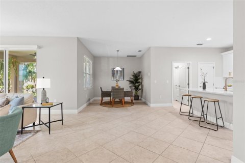 Casa en venta en Tampa, Florida, 5 dormitorios, 288.93 m2 № 1866404 - foto 25