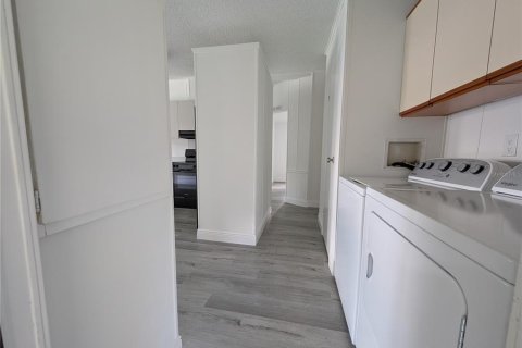 Appartement à louer à Kissimmee, Floride: 2 chambres, 113.34 m2 № 2398430 - photo 20